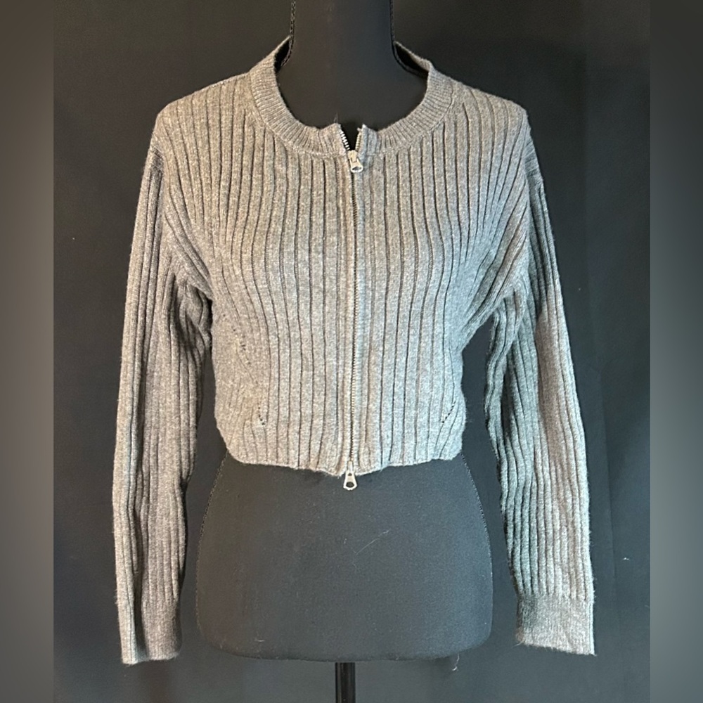 Wild Fable Gray Ribbed Zip-Up Cardigan